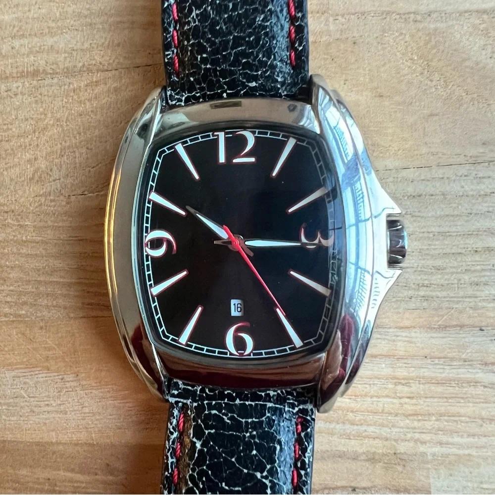 Vintage style Wilson’s leather silver tone black leather watch NEW BATTERY